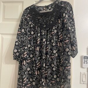 Chic Black Floral Women's Blouse